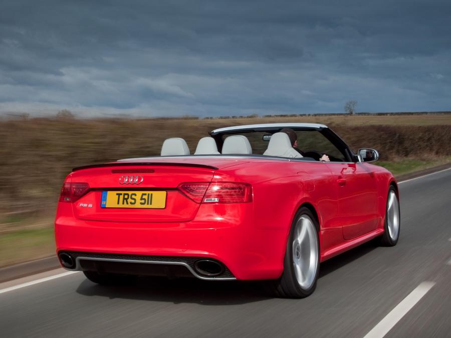  Audi RS5 Cabriolet 2013 года  (UK) (фото 16 из 16)